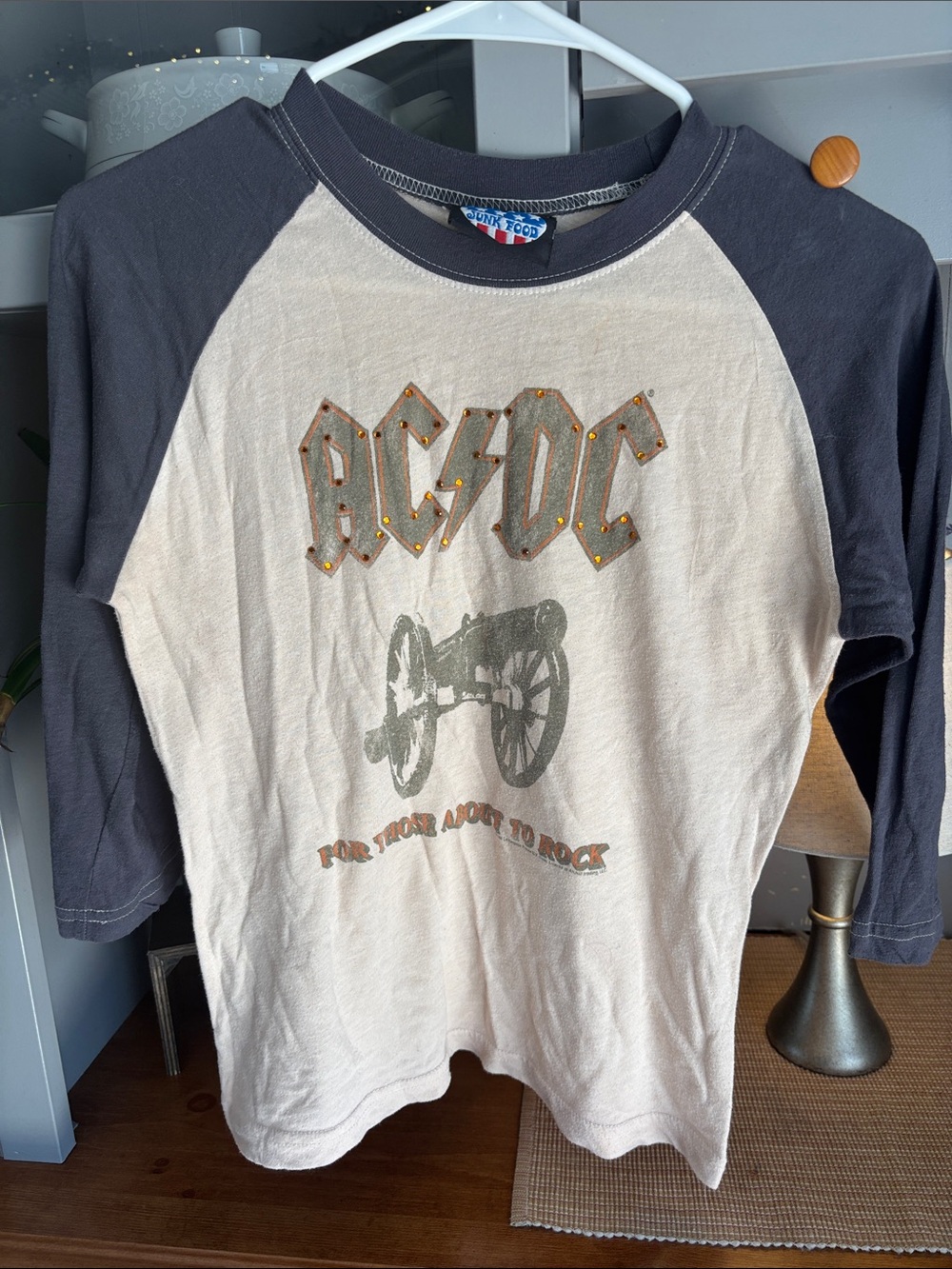 AC/DC Lg vintage Kids Raglan Tee in Cream and Charcoal with Cannon Graphic